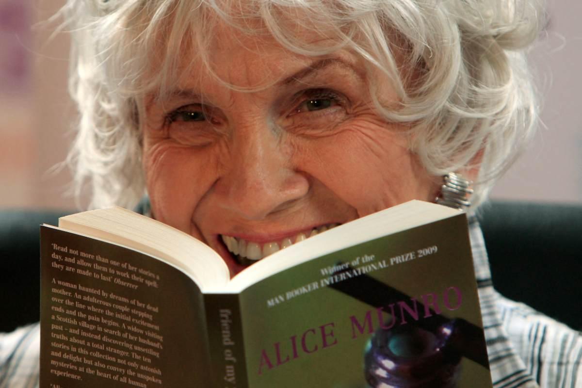 Fallece Alice Munro a los 92 años, ganadora del Premio Nobel de Literatura en 2013
