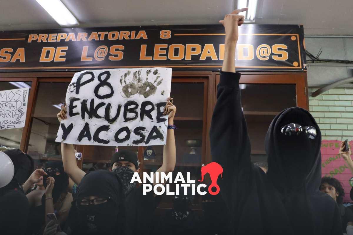 Alumnos toman la Prepa 8 de la UNAM ante denuncias de casos de acoso