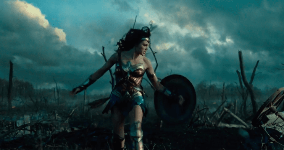 Amor y toneladas de acción en el primer trailer oficial de la Mujer Maravilla