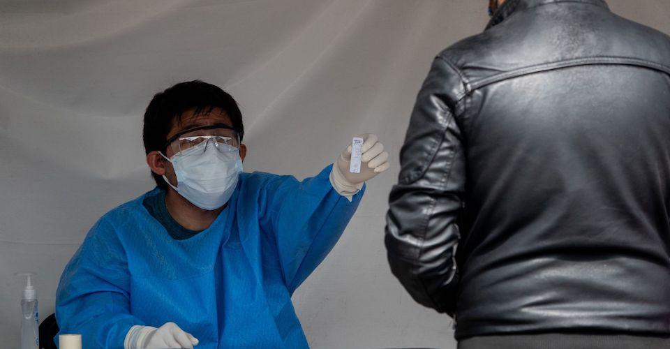 México registra 2 mil 956 nuevos casos de COVID y 245 defunciones