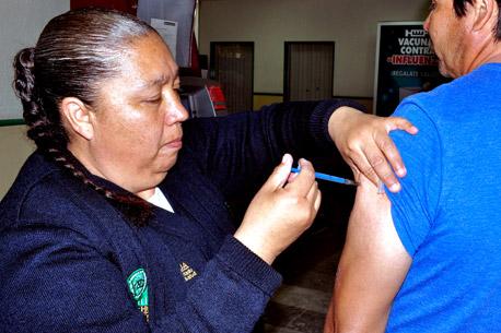 Van tres muertos por influenza en el DF