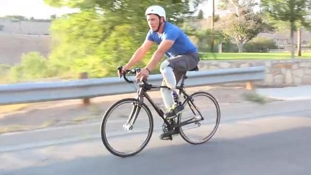 Mexicano amputado por el crimen organizado inicia el lunes pedaleada por la justicia