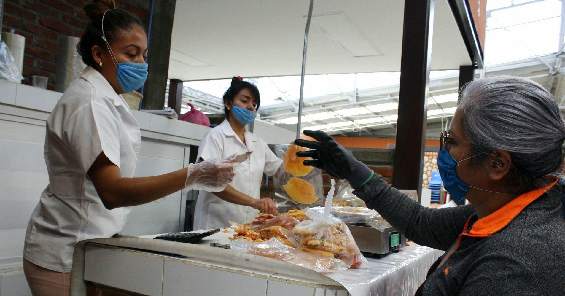 Mercacomuna: el programa con el que 12 alcaldías de CDMX darán vales de despensa a población vulnerable