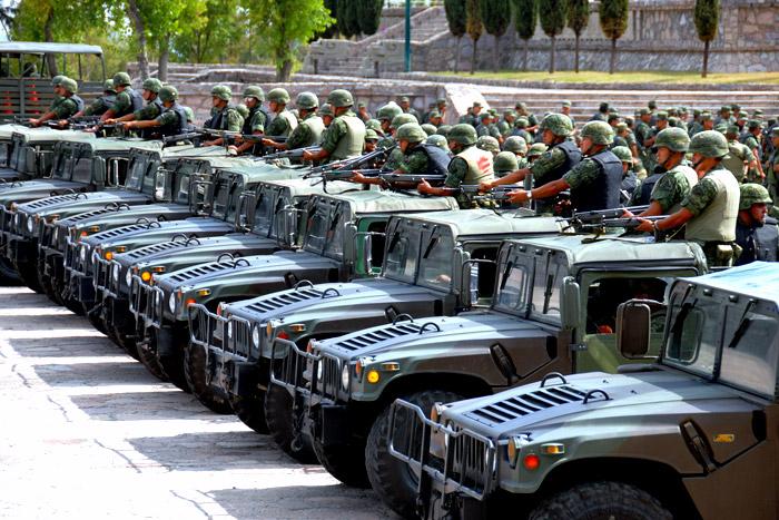 Militares y federales blindan Monterrey