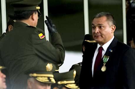 García Luna debe perder la ciudadanía: Ackerman