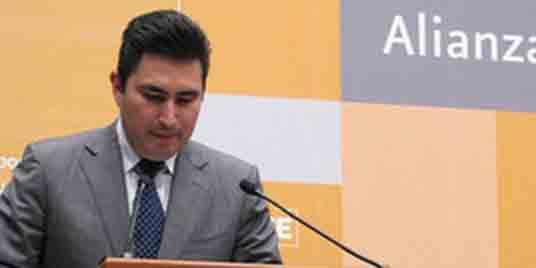 Yerno de Gordillo culpa a SCT por fracaso de aula telemática