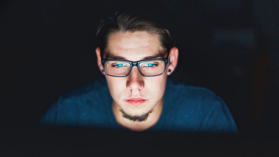 “La información es muy precisa, es perturbador”: todo lo que tu computadora sabe sobre ti