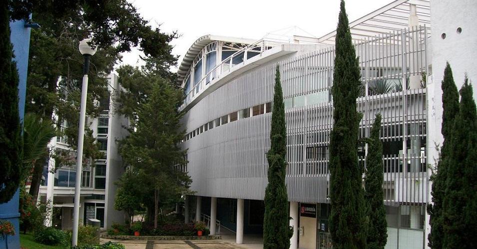 CIDE es neoliberal y sus alumnos son manipulados, dice director; es un insulto, le responden