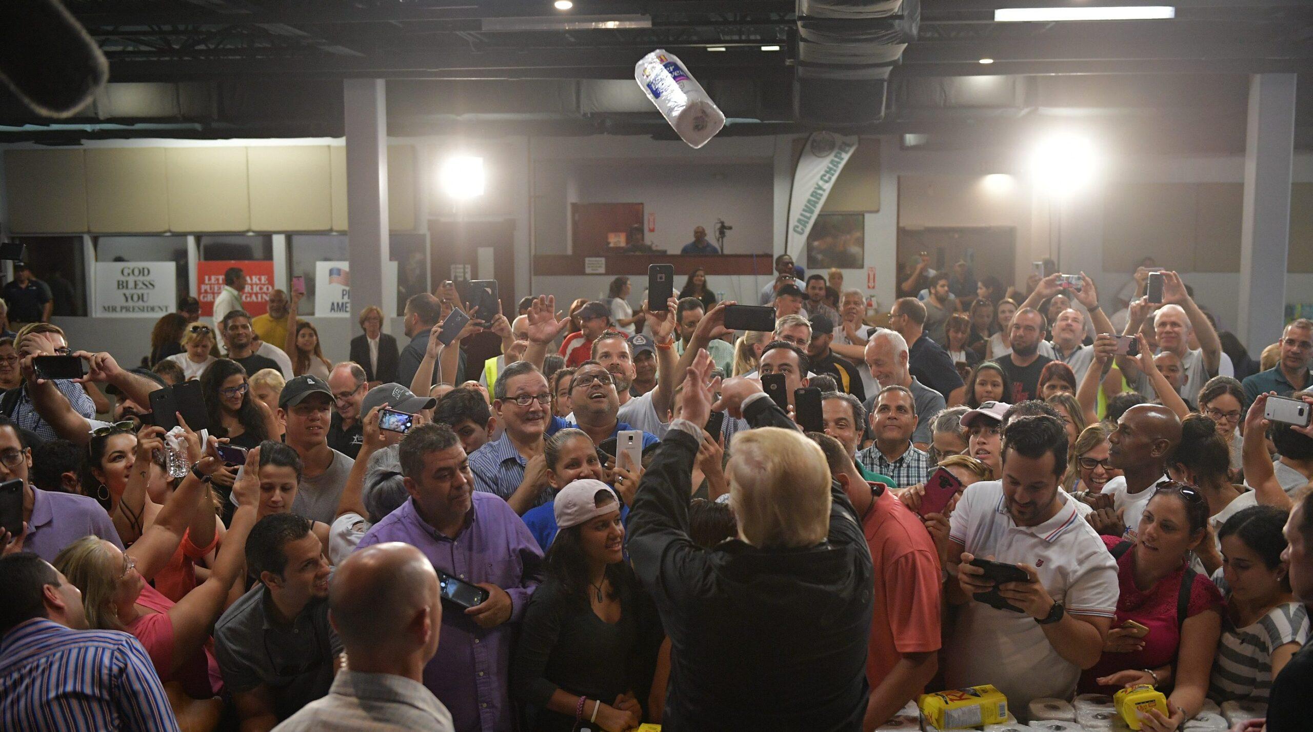 Alcaldesa de San Juan calificó como terrible y abominable la visita de Trump a Puerto Rico