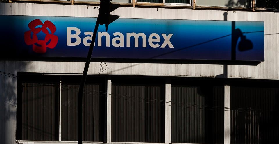 Disculpe, ahora no puedo ofrecerle mis servicios: fallan los cajeros de Citibanamex