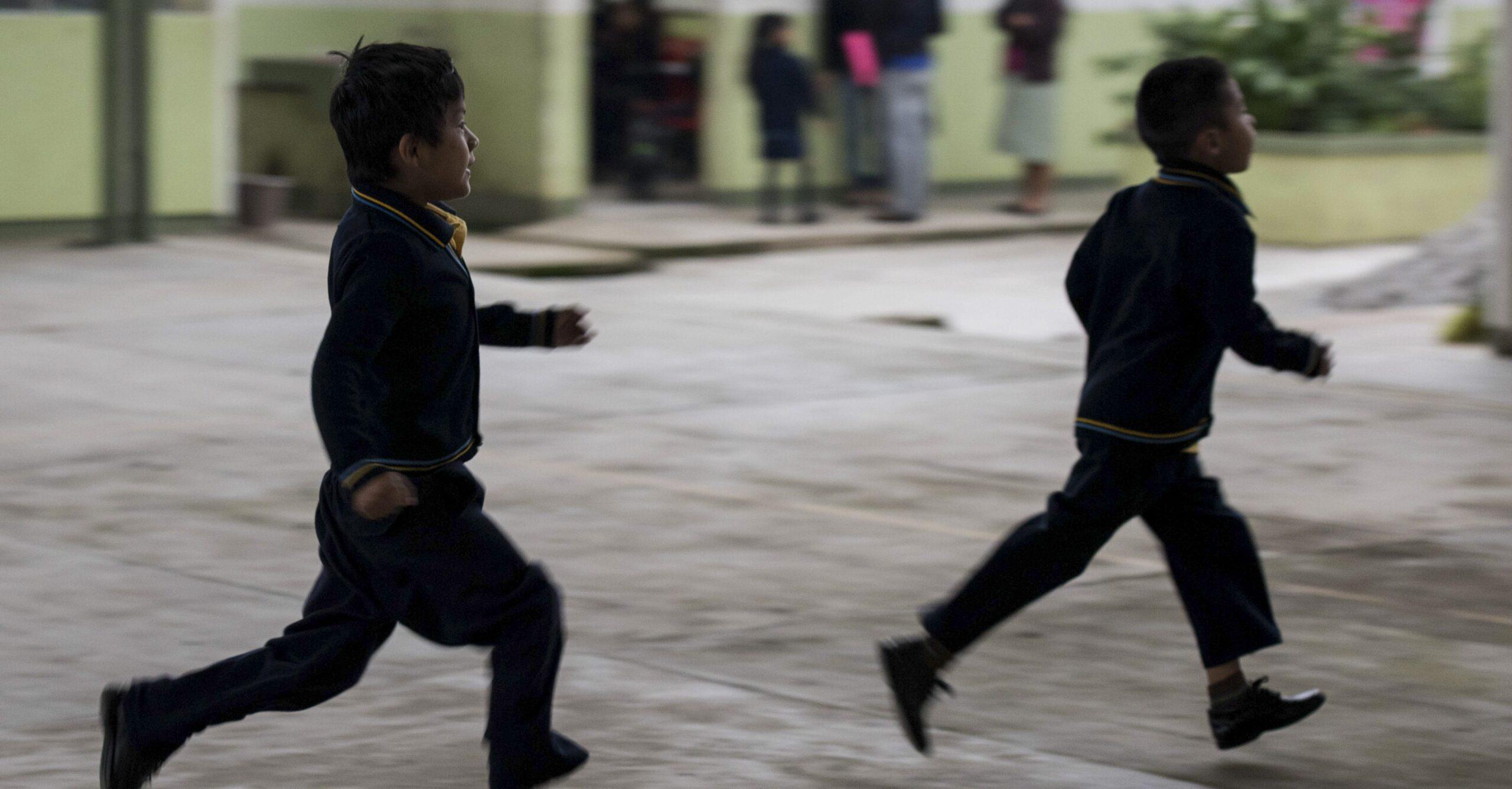 Héctor murió por un golpe en clase; padres dicen que fue una agresión, la SEP que fue un accidente