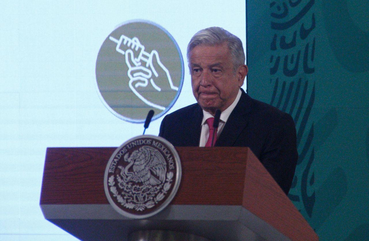 AMLO justifica a Salgado: ‘Si le quitan la candidatura es por consigna, a mí me hicieron lo mismo’