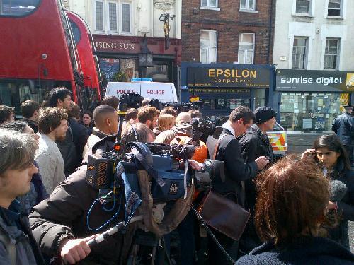 Policía arresta al hombre que tomó las oficinas de una empresa en Londres