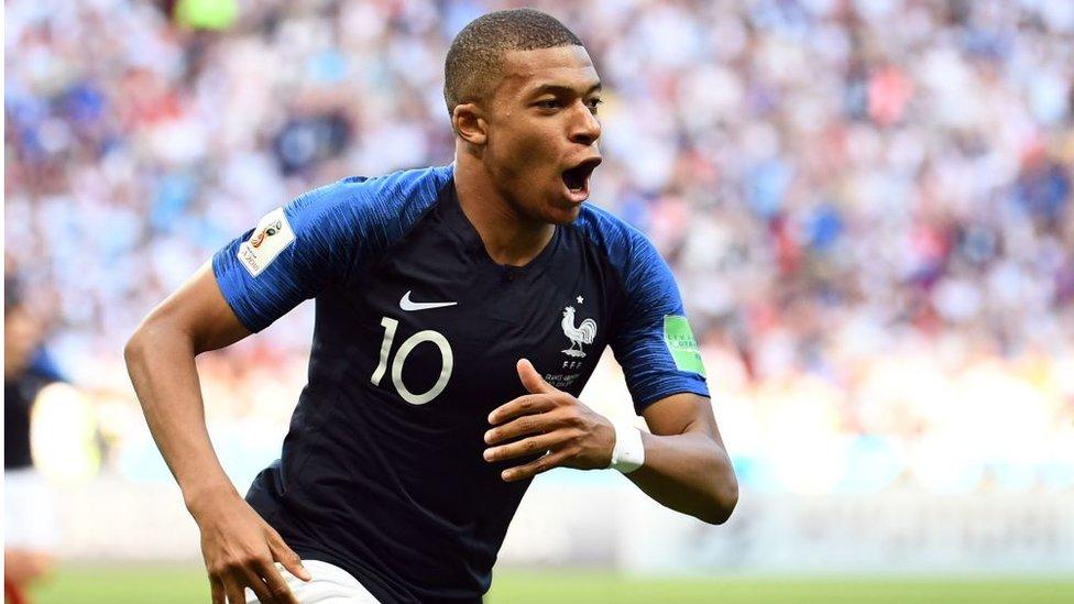 Argentina-Francia: las imágenes del espectacular partido en el que Kylian Mbappé igualó a Pelé