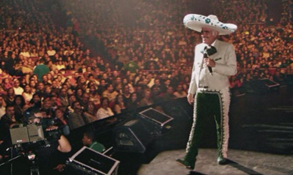 Acá entre nos… siempre te voy a recordar: *muere Vicente Fernández en Guadalajara*