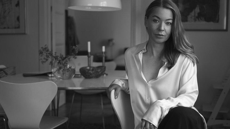 “El feminismo se vuelve esencialista e incluso sexista cuando da a las mujeres una posición exclusiva”