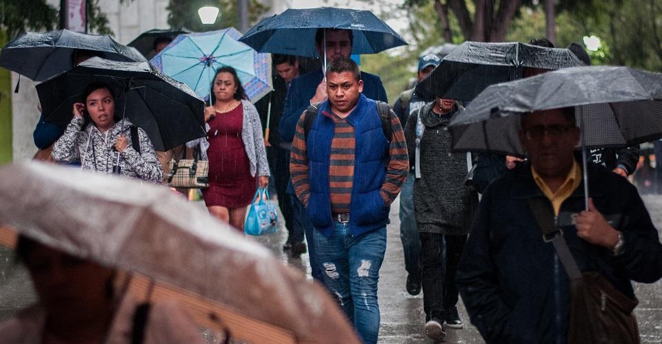 Inundaciones y granizo ponen en alerta naranja a seis delegaciones de la CDMX