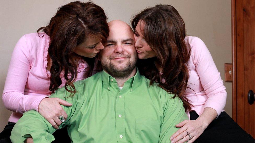 Manuel Matheu, experto en sexo: “La monogamia no es un rasgo del ser humano”