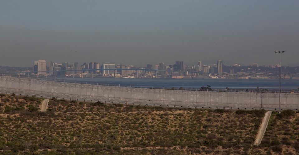 Ya se puede facturar el IVA al 8 % en la frontera norte, informa el SAT