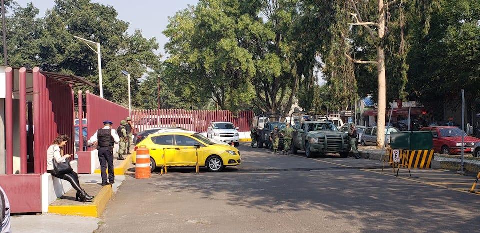Multan a general Trauwitz y a tres militares implicados en presunto huachicoleo por faltar a audiencia