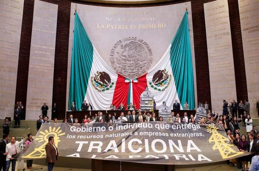 Órganos reguladores del sector energético estarán bajo control del Ejecutivo