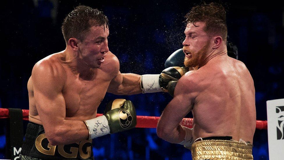 “¿Otra vez con lo de la carne mexicana? Por favor”: el mensaje del campeón de boxeo que acusa “Canelo” Álvarez de ser tramposo y doparse