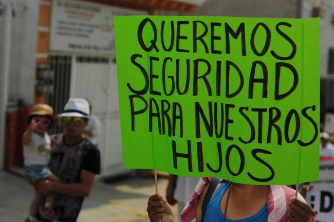 Detienen a 4 policías de Veracruz; los acusan de la desaparición de 5 jóvenes en Tierra Blanca