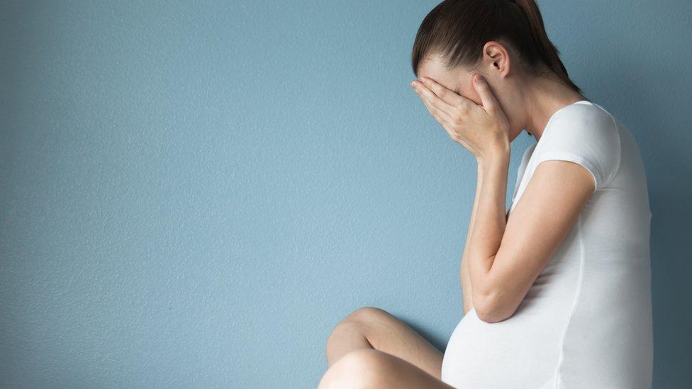Cómo la depresión durante el embarazo puede afectar a los bebés cuando crecen
