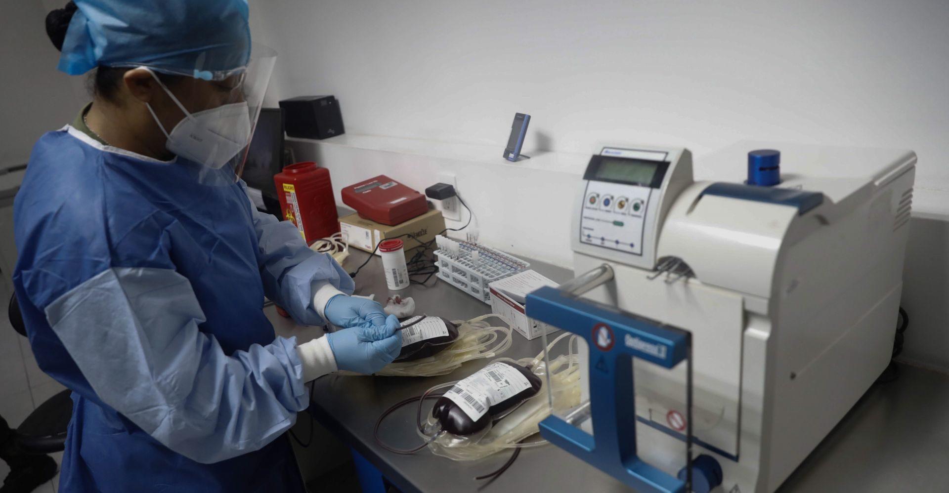 ¿Te recuperaste de COVID y quieres ayudar a salvar otras vidas? Así puedes donar tu plasma