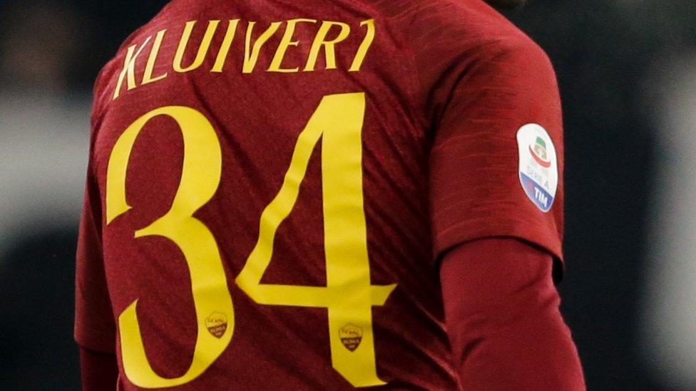 Por qué hay tantos futbolistas escogiendo el 34 en su camiseta