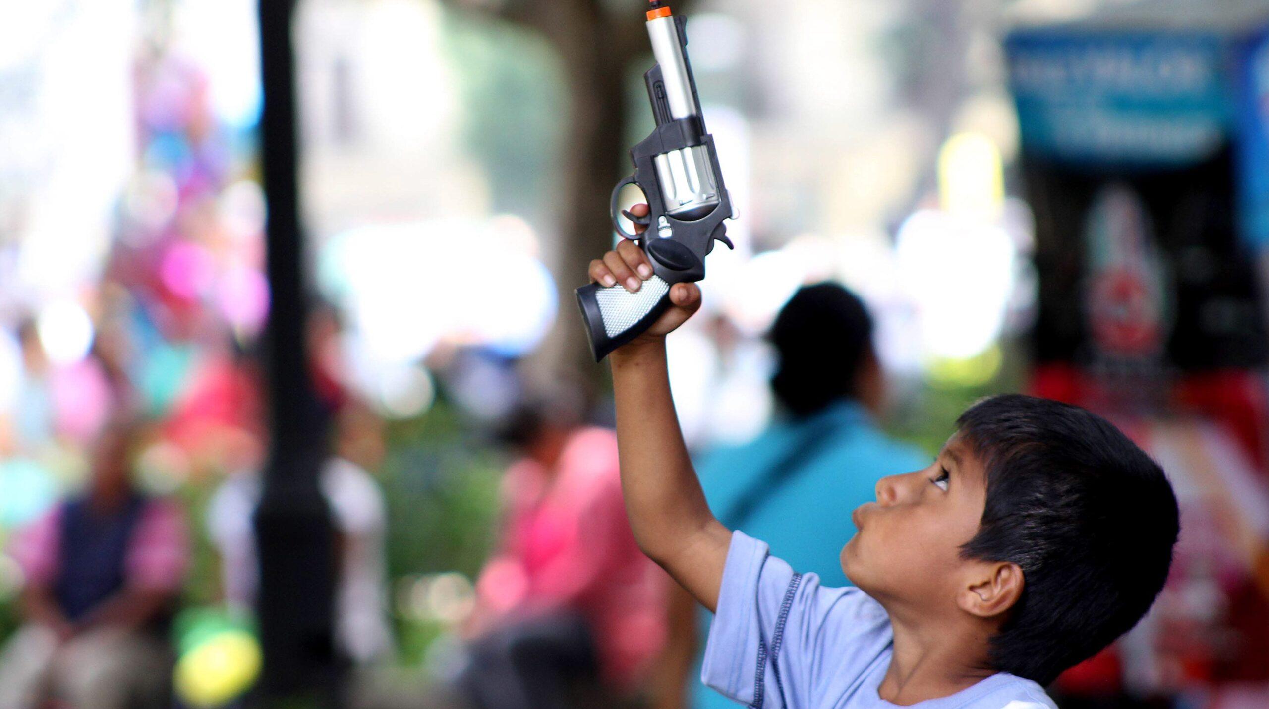 Palomitas por armas: la estrategia del gobierno de Chihuahua para promover la paz entre niños