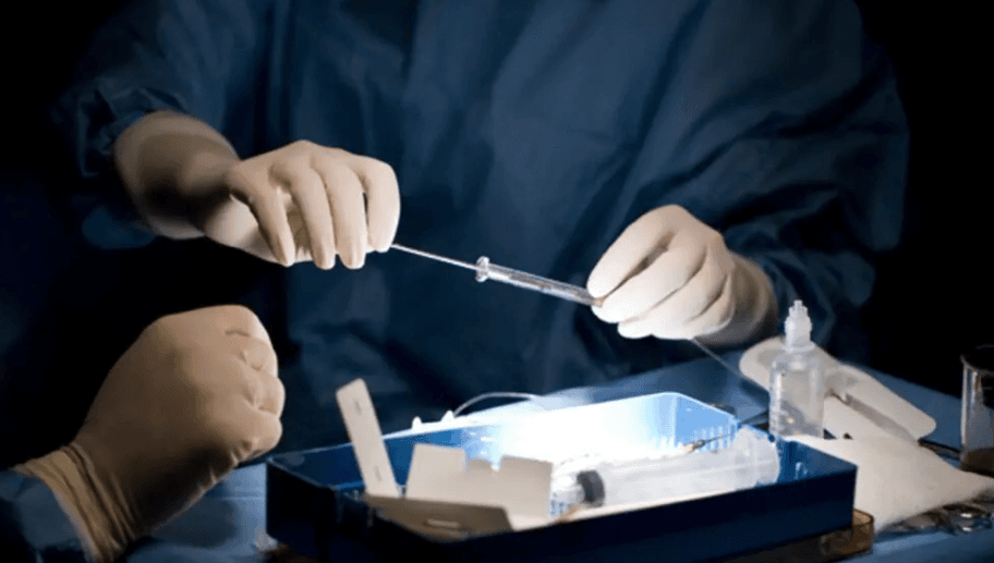 Crece riesgosa forma de turismo médico: terapia con células madre