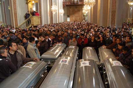 Asesinato de 20 michoacanos, por error: “El Charro”