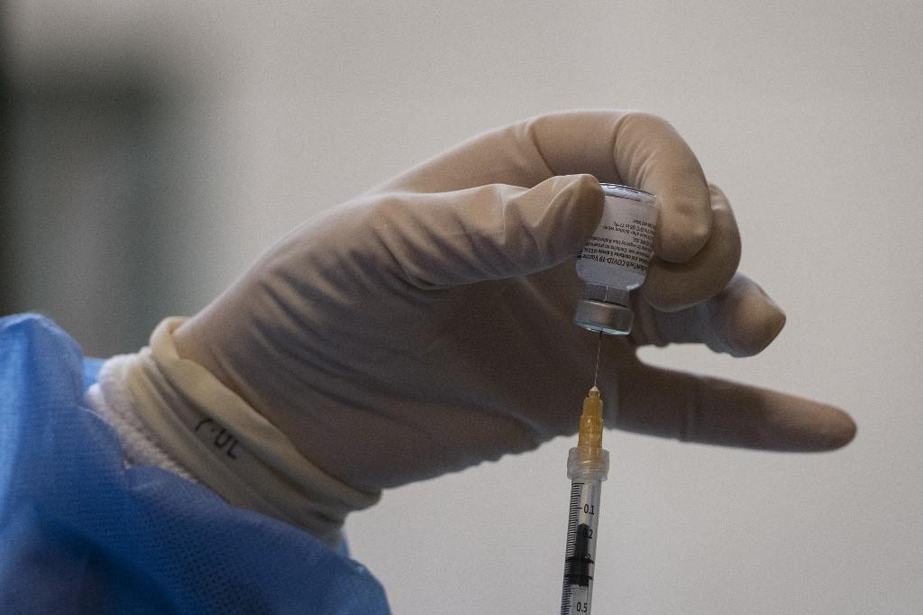 Pfizer reanudará envíos de vacunas a México; un millón de dosis de AstraZeneca llegan el domingo