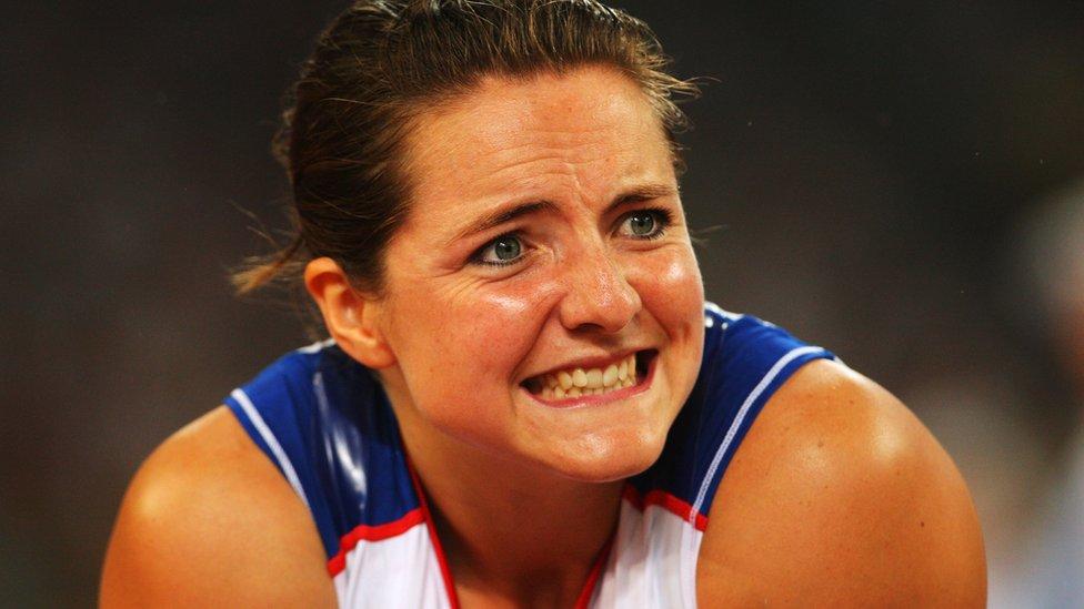 “Me robaron el mejor momento de mi carrera”: Goldie Sayers, la atleta que se enteró en una estación de tren que había ganado una medalla olímpica