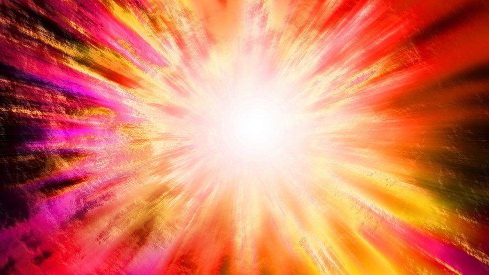 La cadena de accidentes que llevó a descubrir que el Universo empezó con un Big Bang