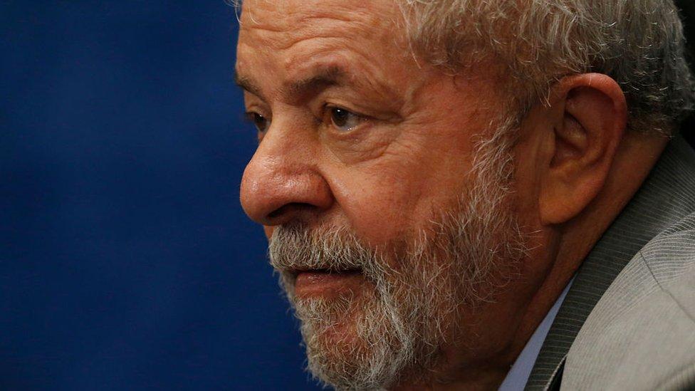 Un juez de Brasil ordena el ingreso en prisión del expresidente Luiz Inácio Lula da Silva
