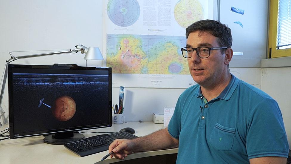 Roberto Orosei: “Marte tuvo agua y fue caliente durante un período de tiempo que en la Tierra fue suficiente para que emergiera la vida”