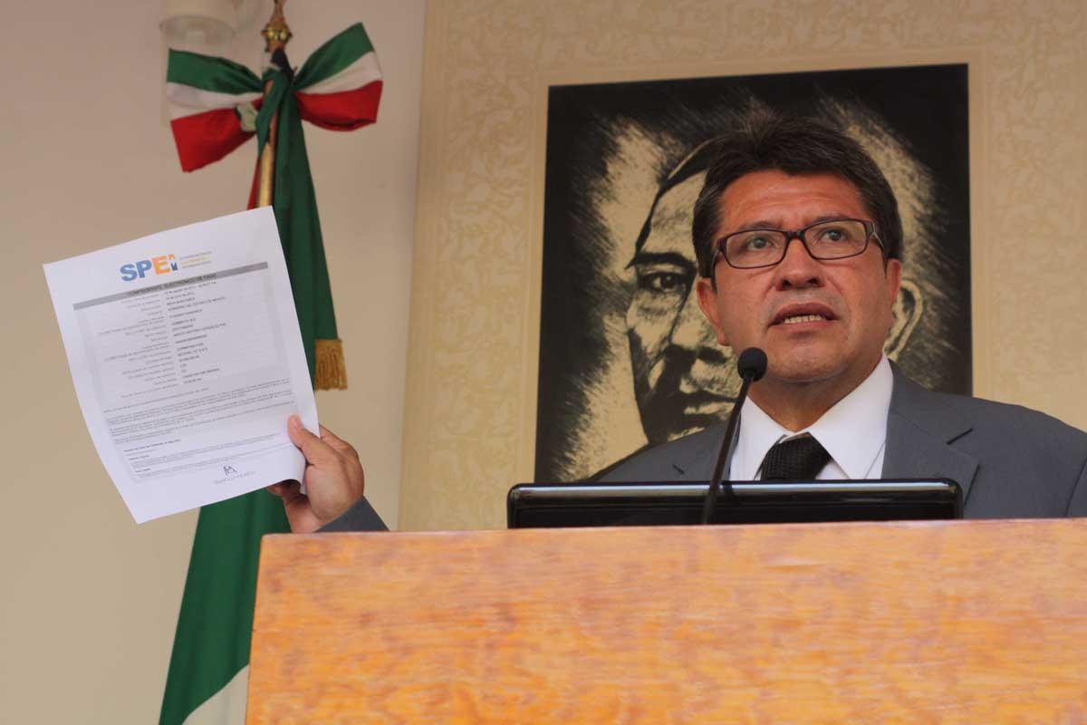 Monreal acusa al Edomex de lavado de dinero, peculado y delitos financieros