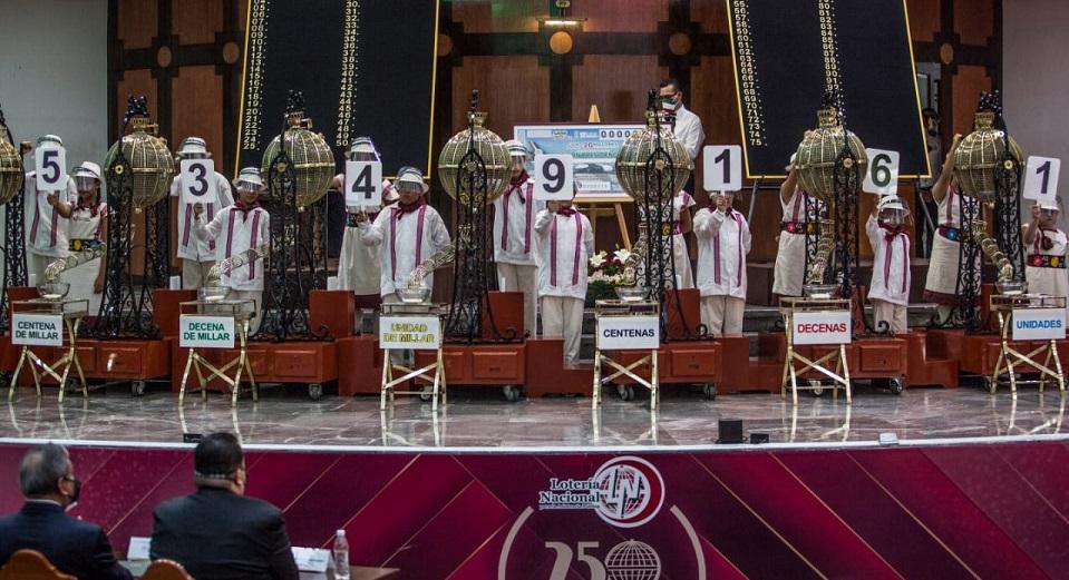 ¿Compraste boleto? Dan a conocer los números ganadores del sorteo de avión presidencial