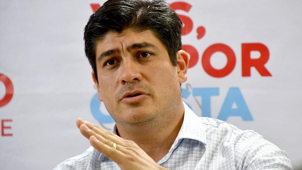 Los 4 retos más urgentes que enfrentará el nuevo presidente de Costa Rica, Carlos Alvarado (y no son religión o matrimonio igualitario)