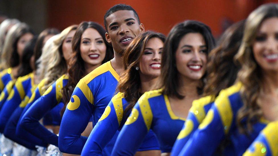 Super Bowl 2019: los hombres porristas que por primera vez participan en el evento televisivo más visto de Estados Unidos.