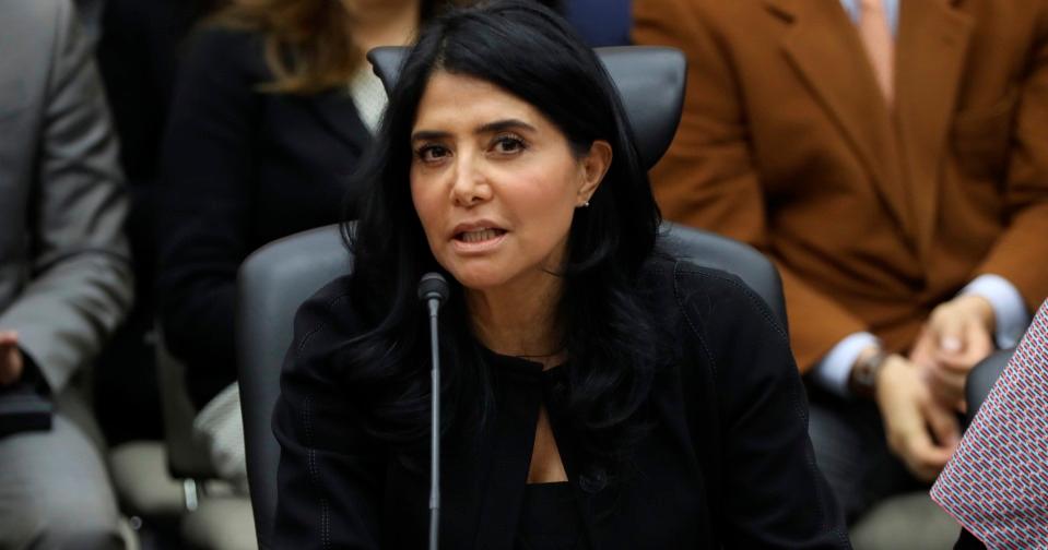 Barrales regresa al Senado y se mantiene como dirigente del PRD