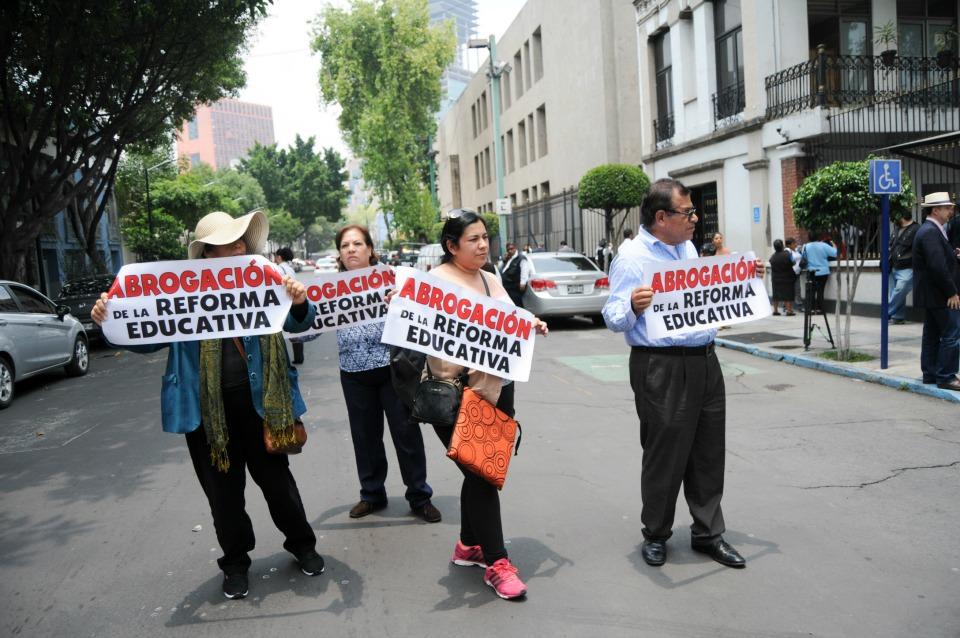 Maestros de la CNTE acuerdan con Segob foro informativo sobre el nuevo Modelo Educativo