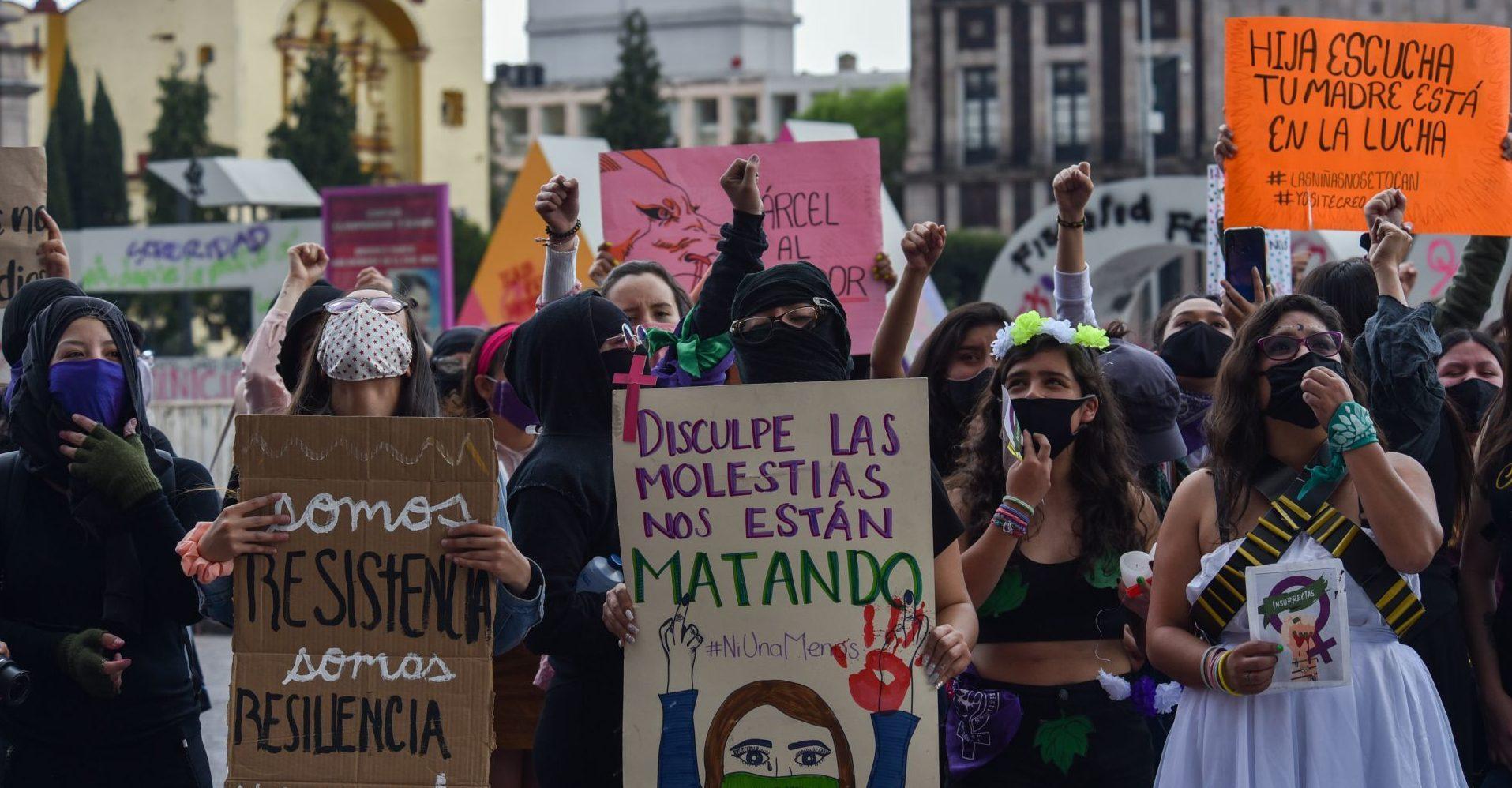 Detienen en Chile a mexicano sospechoso de matar a su expareja; estaba prófugo por feminicidio