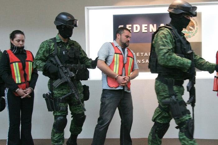 PRI y PAN avalan propuesta para permitir detenciones sin orden judicial