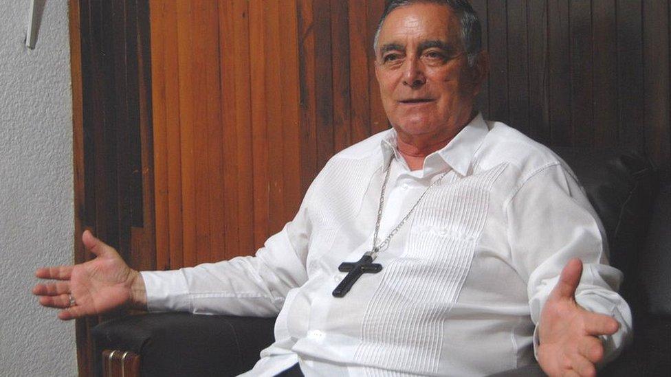“Estoy de acuerdo con una amnistía (a los narcos)”: Salvador Rangel, el controvertido obispo de México que abrió un diálogo con la delincuencia organizada