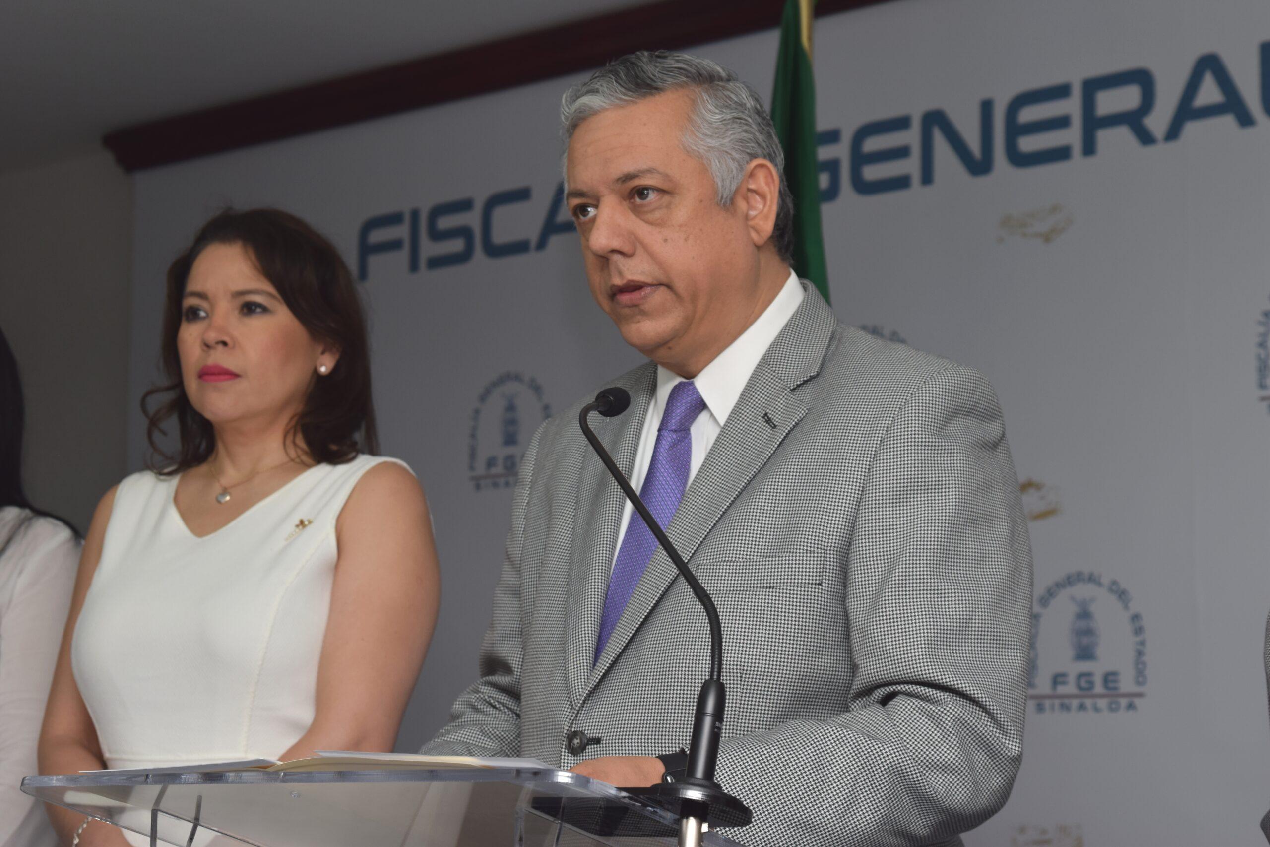 Acusan en Sinaloa a un expolicía por los feminicidios de dos menores; está prófugo