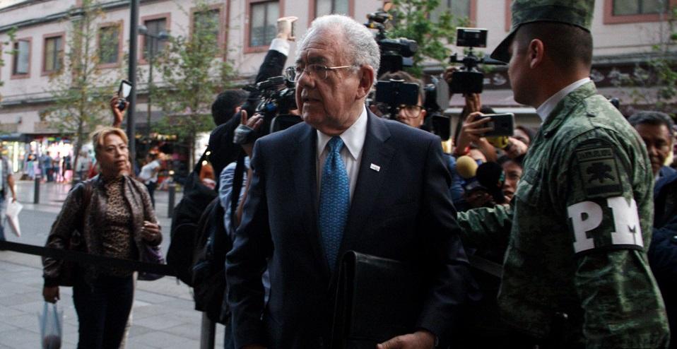 Dan funcionarios a AMLO cálculo de creación de empleos con programas y obras