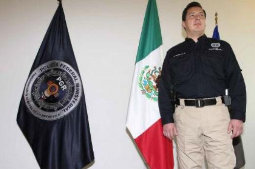 Presentan Uniforme De La Nueva Policía Federal Ministerial